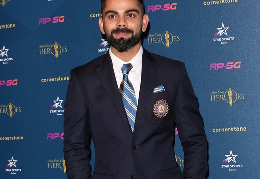 Toplista: Ezek a hírességek kaszálják a legtöbb pénzt az Instagramon