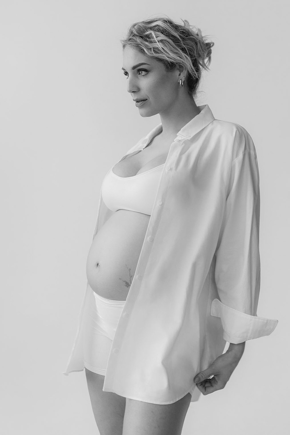 Nyári Dia digitális címlap – Ing ZARA, Melltartó és alsó SLOGGI