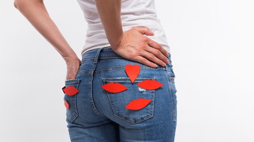 Így lehet kerek feneked edzés nélkül: hála ezeknek a trükköknek