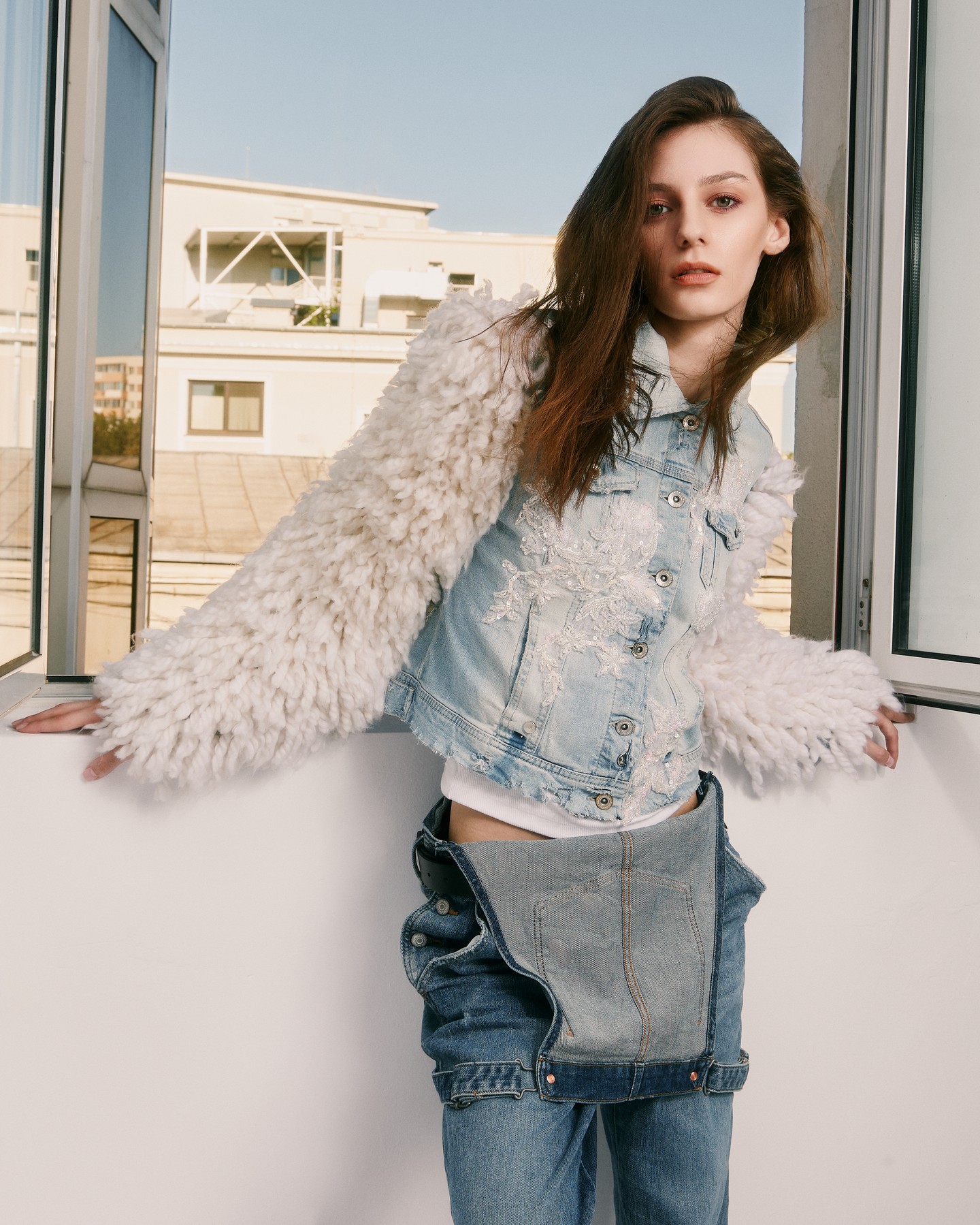 Dzseki OCTAVIA CHIRU @octaviachiru, top TOTEME @toteme, farmer overall MIU MIU @miumiu