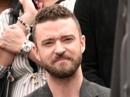 Igen, még Justin Timberlake-et is lepisili olykor a kisfia