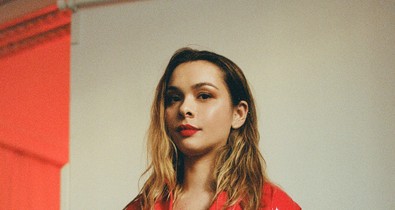 Böbe új dala a tiltott szerelemről szól, nézd meg a klipjét is