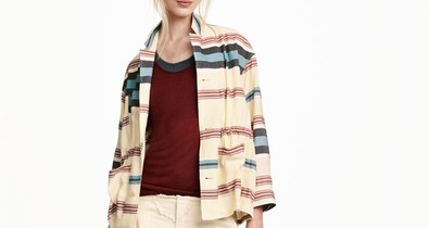 Palvin Barbara és Axente Vanessa együtt az H&M katalógusában