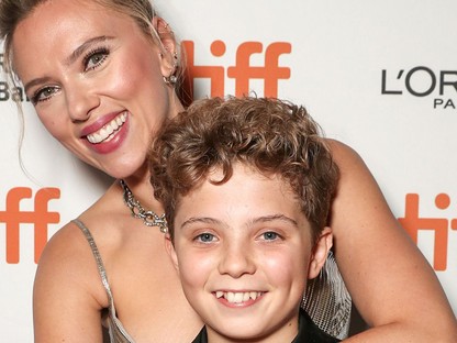 Scarlett Johansson botrányfilmjének stábja imádnivaló volt a vörös szőnyegen