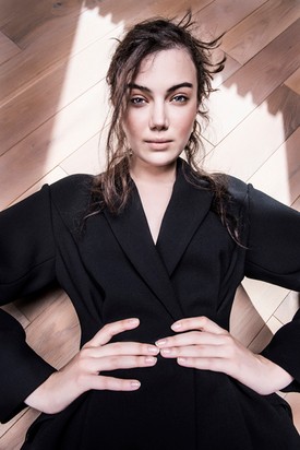 Exkluzív divatanyaggal dobjuk fel a napod!