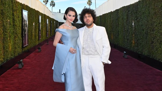 Megérkezett az összes fotó Selena Gomez és Benny Blanco esküvőjéről, a lélegzetünk is eláll