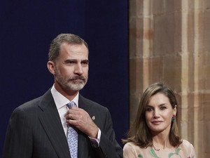 A spanyol királyi család fájdalmasan tökéletes!