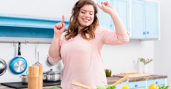 Szakértői szerint a leggyakoribb női betegségek, mint a PCOS, IR vagy az endometriózis, megfelelő diétával tünetmentessé tehetők