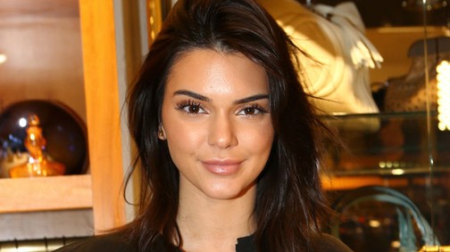 Döbbenetes hasonlóság - Kendall Jenner orosz hasonmása is modell