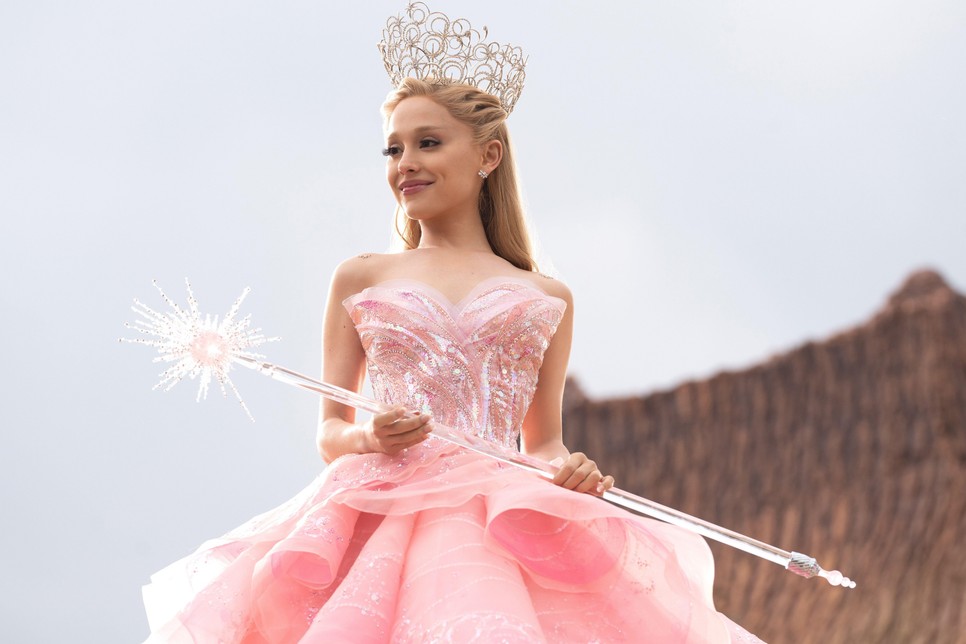 Glinda (Ariana Grande) a Wicked című filmben a kor szépségideálját testesíti meg