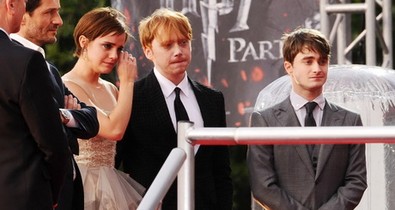 Könnyezve búcsúztatták a Harry Pottert!