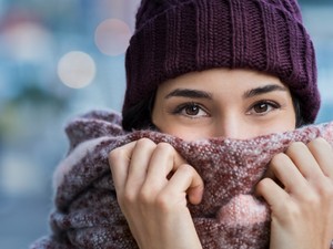Csak a vaginát fogod látni az új Fendi sálban