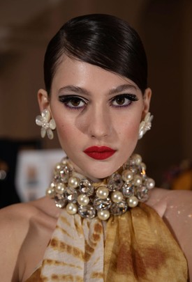 Paul Costelloe tudja, hogyha egyszer vége lesz a karanténnak, az összes ékszerünket viselni fogjuk. Egyszerre. 