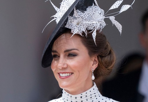 Szokatlan és gyönyörű: 8 alkalom, amikor Katalin hercegné testhez simuló ruhában ragyogott túl mindenkit