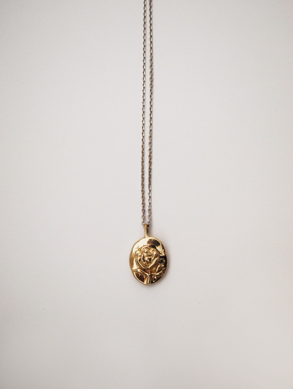 THE MAMA KIN Peony nyaklánc 15 900&#8211;19 900 Ft