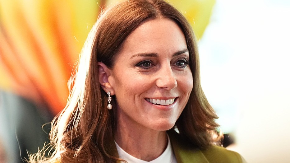 Katalin hercegnének egy fekete ruhát mindig be kell csomagolnia a bőröndjébe