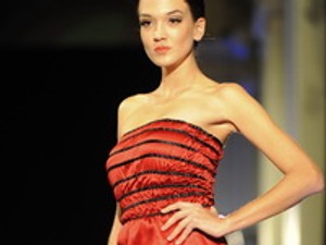 Romani Design: Divattal az elfogadásért