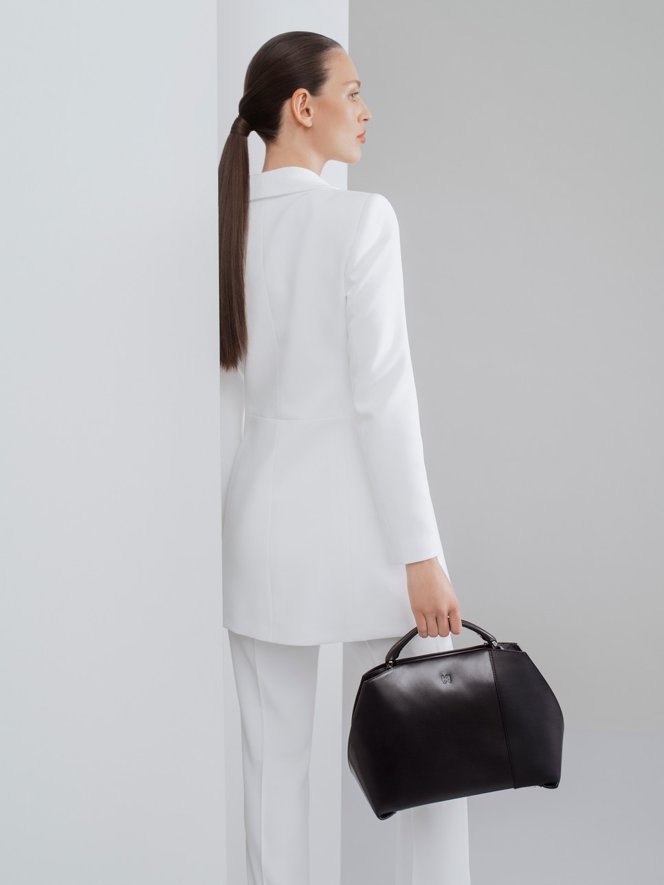 A Business kollekció kézitáskái három méretben készültek el