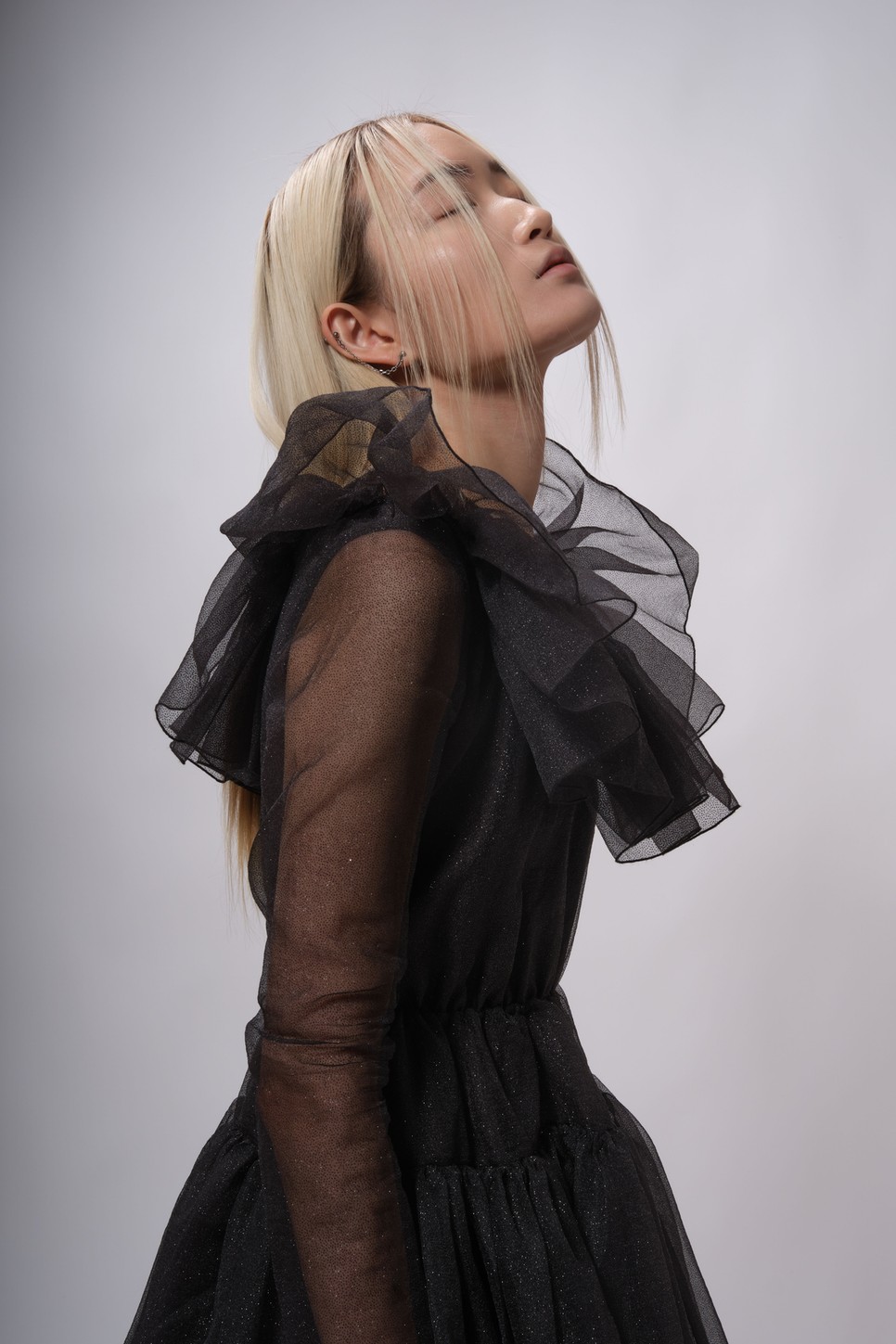 Válaszd a szulfátmentes samponokat és balzsamokat, hogy a szín ragyogása és a hidratáltság hosszan megmaradjon!