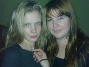 Színház Srej Zsófival, ruha Janicsák Vecának