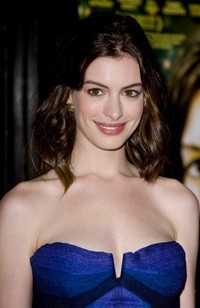 annehathaway-811795e-200x-d00000B7C76ce107ead5f.jpg
