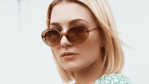 Jelenleg ez a legnépszerűbb ruha az Instagramon: 24 óra alatt eladták az összeset