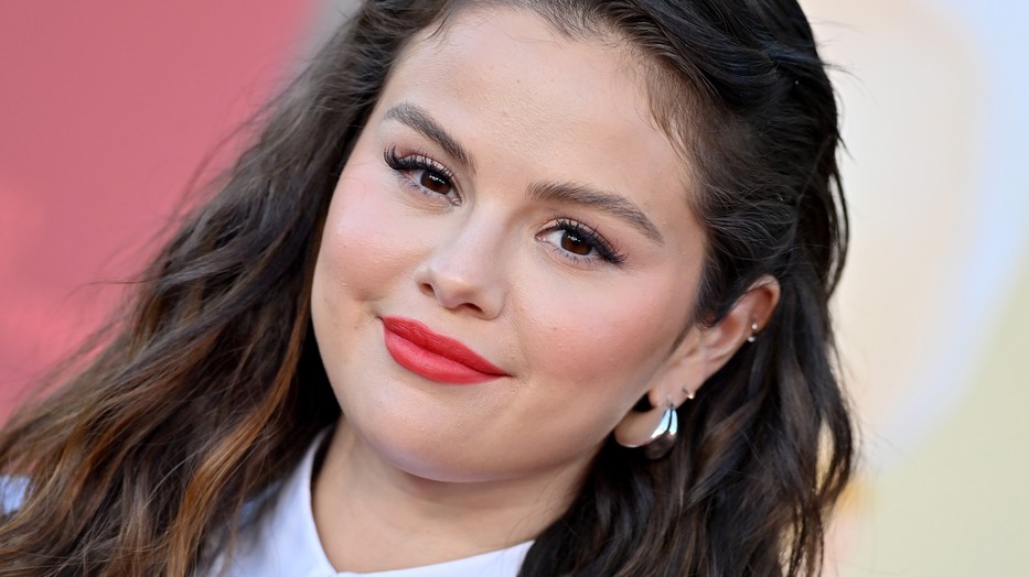 Selena Gomez a szezon legmenőbb darabját viseli a vörös szőnyegen