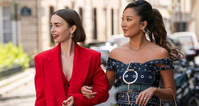 Az Emily Párizsban legújabb évada pikánsabb, mint gondolnád, csak úgy hemzseg a káprázatosan szép fehérneműktől