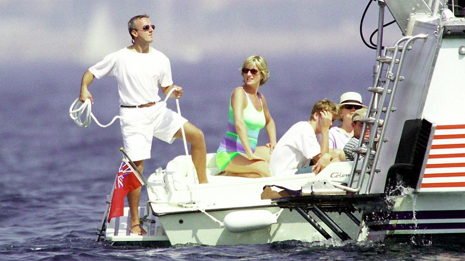 A királyi család tagjai közül Diana hercegnő szerette legjobban a tengert