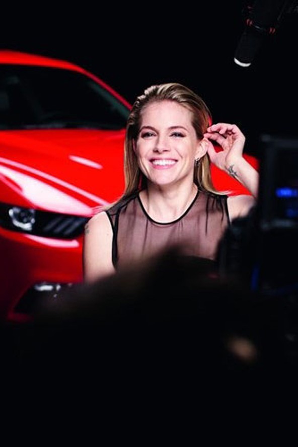Sienna Miller Ford Mustang