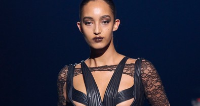 Jön az ÉV kollaborációja: a H&M és a Mugler 2023-as tavaszi kollekciója