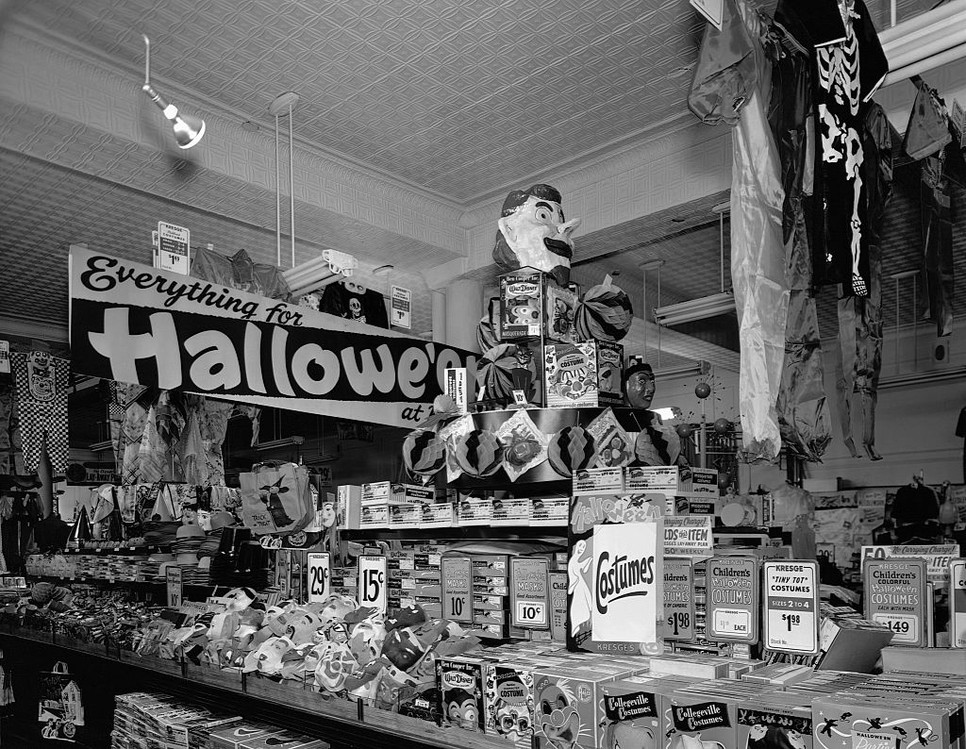 Ready to wear jelmezek