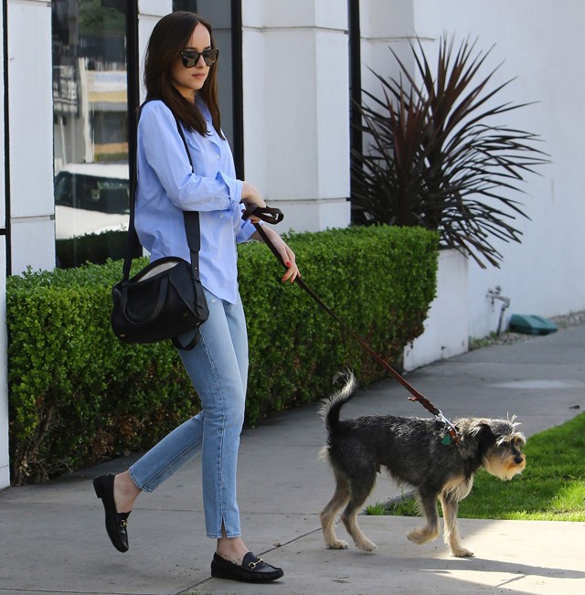 Dakota Johnson utcai stílusa