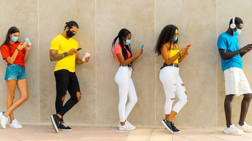 Hogyan fogunk bánni a közösségi médiával a járvány után?