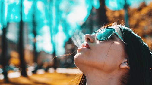 Soha többé nem fogsz rágyújtani, ha megnézed ezt a videót: ez a különbség a dohányos és az egészséges tüdő között!