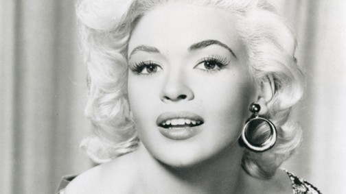 Forró - 100 év legemlékezetesebb dekoltázsai