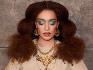 A szemed színe elárulja, milyen árnyalatú szemsminkek ideálisak számodra