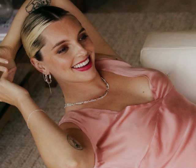 Get the Look: Így készítsd el Estée Lalonde modern ünnepi sminkjét!