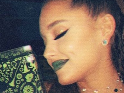 Ariana Grande először mutatta meg magát, mióta szakított vőlegényével és jobban fest, mint valaha