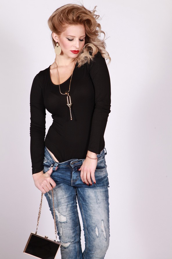 Body: 2990 Ft, Farmer: 11590 Ft