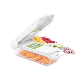 Az uborka, a répa, a cukkini vagy a burgonya szeletelése pillanatok alatt megvan, ráadásul minden szelet egyforma lesz. HANDY multifunkciós szeletelő/reszelő 16 500 Ft, GLAMOUR-napok Summer Week ideje alatt 20% kedvezménnyel 13 200 Ft