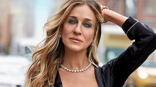 Sarah Jessica Parker teljesen megújult új filmje kedvéért: íme az első előzetes