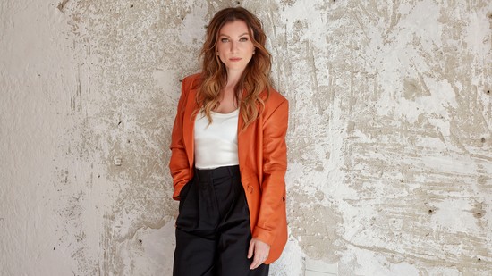 Eláll a lélegzet Rúzsa Magdi gyönyörű koncertruhájától! – exkluzív interjú Demeter Richárd tervezővel