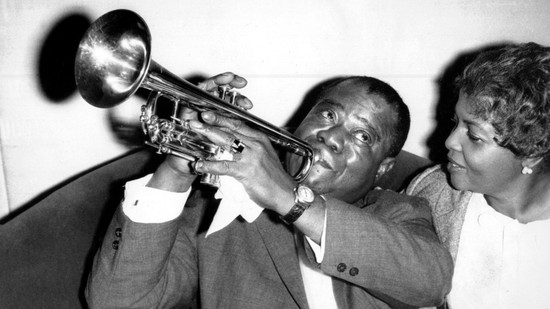 A film, amely bemutatja, amikor az USA dzsesszzel manipulált egy egész országot