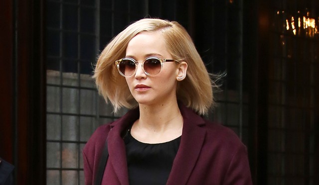 jennifer lawrence, napszemüveg, kerek napszemüveg, rosszul áll, napszemüvegválasztás, arcforma