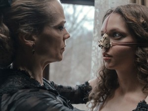 A Hamupipőke testhorrort csak azoknak ajánljuk, akik szeretnek borzongani