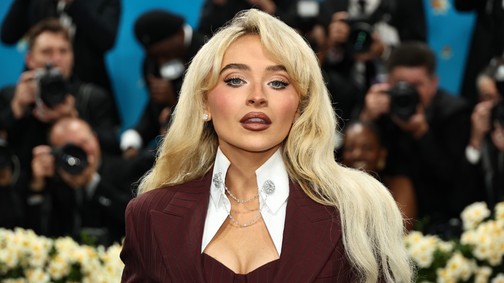 Végre láthatjuk! Így néz ki Sabrina Carpenter természetes haja a való életben