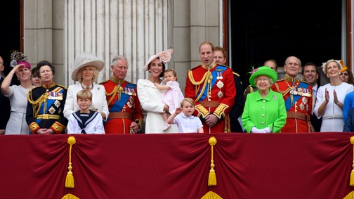 9 etikett-lecke, amit a királyi család tagjaitól tanulhatunk, pedig van, aki nem nemesi családból származik