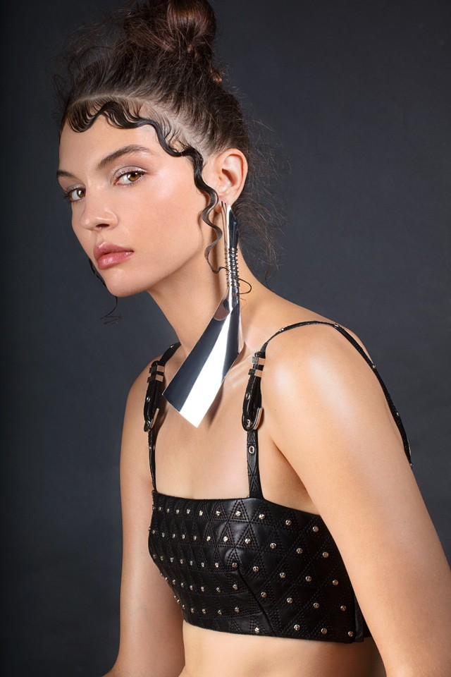 Ülj fel te is erre a szuper új hullámra: Hullámos haj, fényes smink