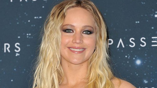 Képtelenség milyen cuki pöttyösben Jennifer Lawrence